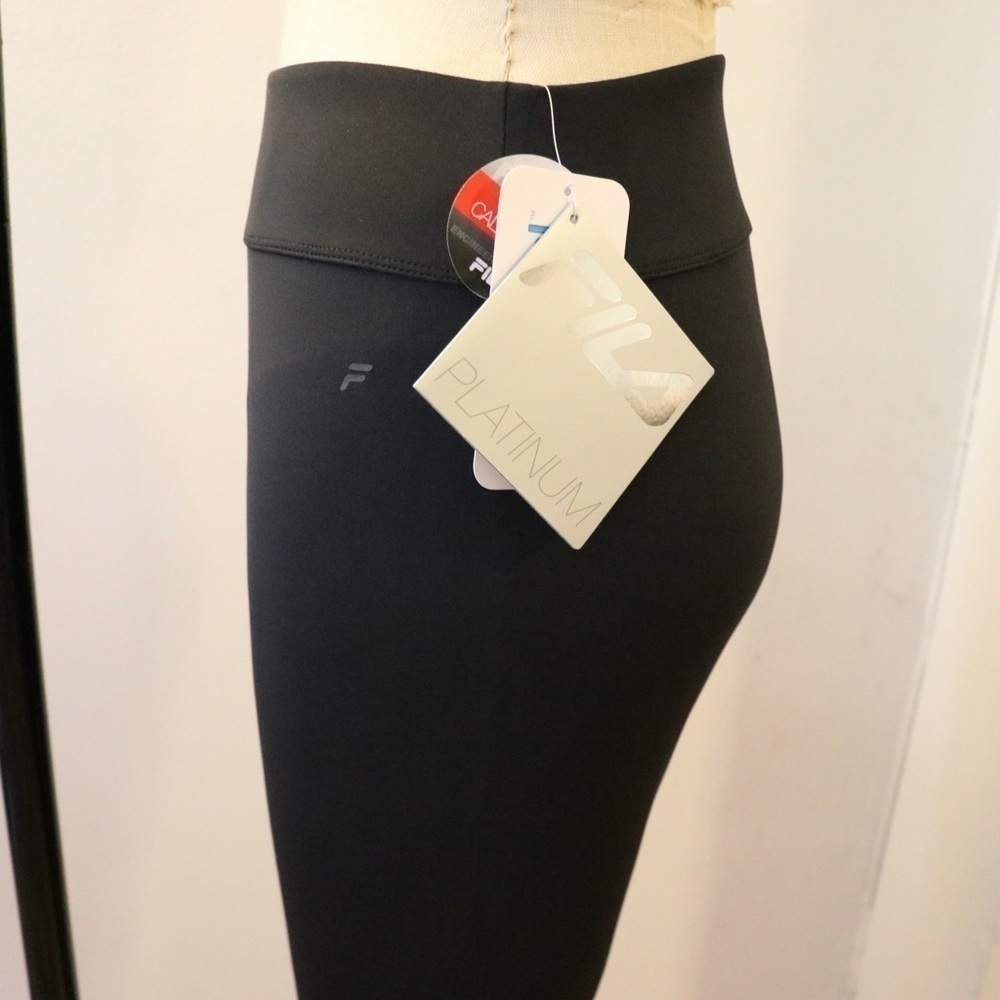 NEW Fila Black Platinum 3/4 Capri  Black/Blue Leggings - Picture 12 of 15